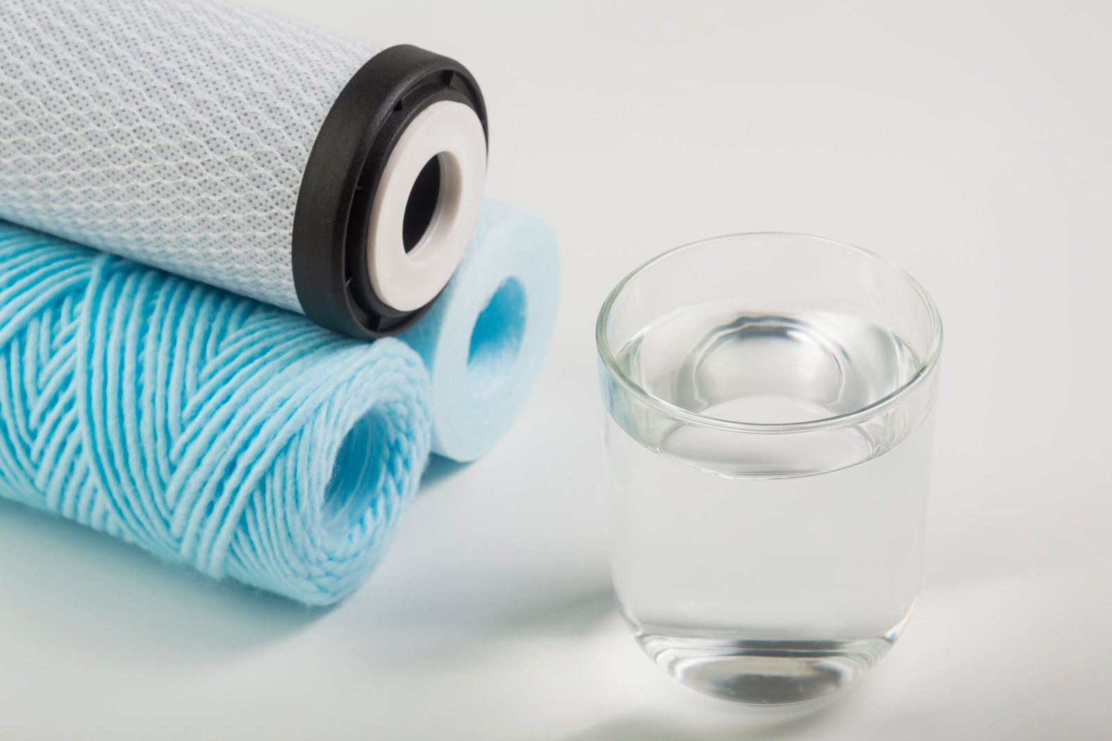 HOW REVERSE OSMOSIS HELPS COMBAT WATER POLLUTION AND PROVIDE CLEAN DRINKING WATER