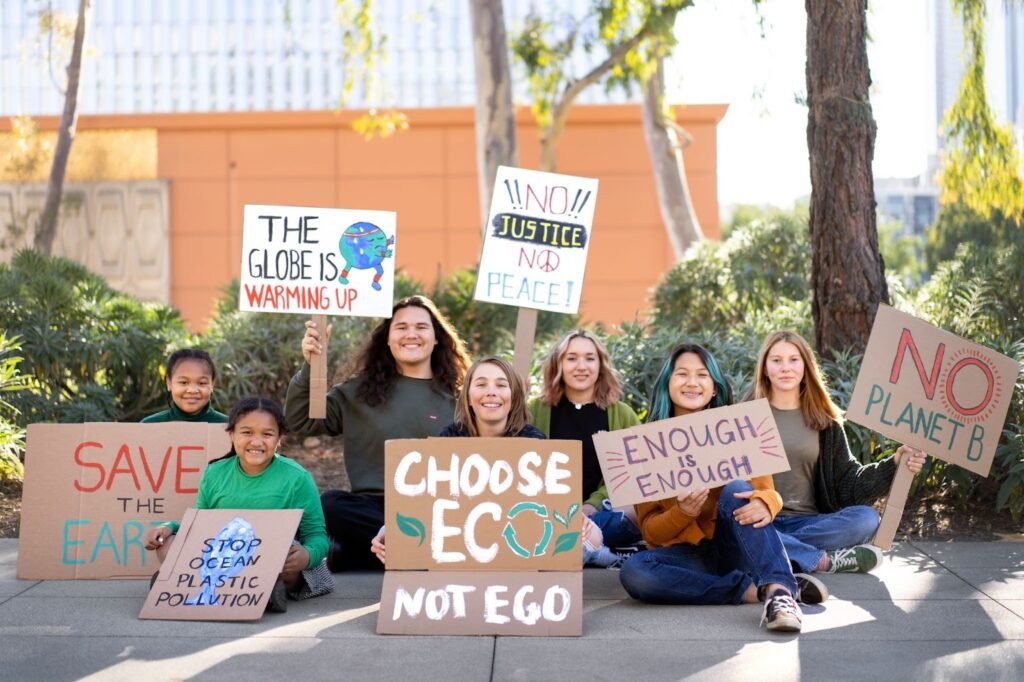 AN OVERVIEW OF REGULATORY AND VOLUNTARY TYPES OF ENVIRONMENTAL POLICIES